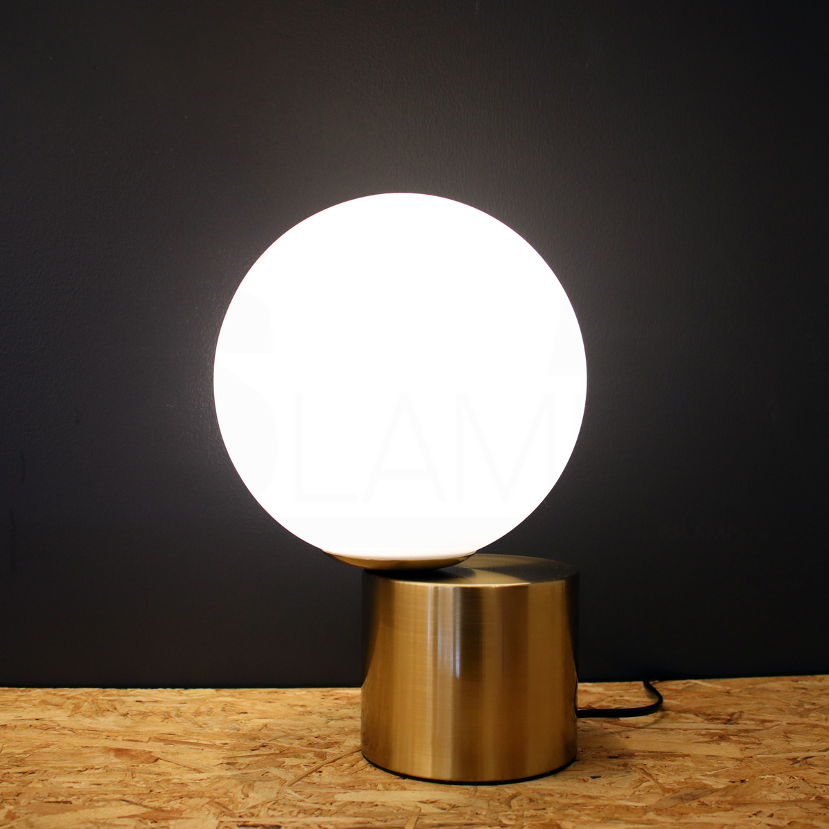 โคมตั้งโต๊ะ-TABLE-LAMP-โคมไฟโมเดิร์น-ขายโคมไฟ-VOX-20-GD